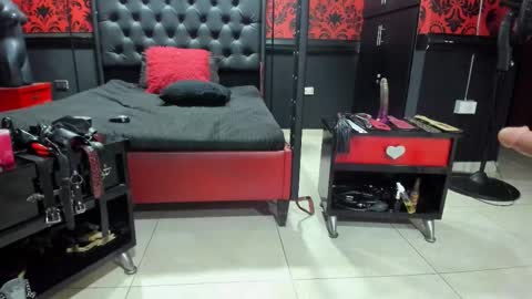 jaylen_bdsm online show from February 18, 11:50 am