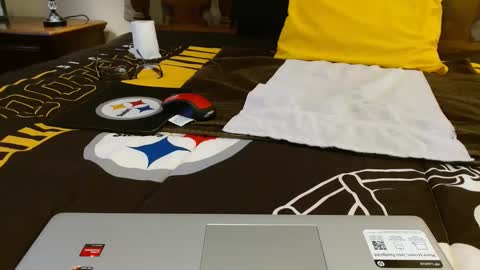 Snapshot of jayscott57 chatting on February 10, 7:38 pm Jay online show from February 10, 7:38 pm