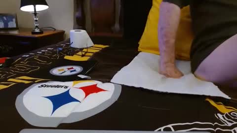 Snapshot of jayscott57 chatting on February 20, 7:52 pm Jay online show from February 20, 7:52 pm