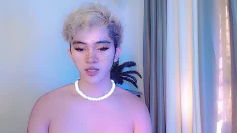 jaysee_hugecox online show from May 20, 12:06 am