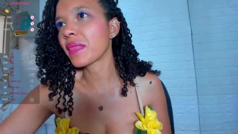 Jazlin  online show from March 17, 1:36 pm