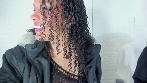 Jazlin  online show from May 4, 1:51 pm