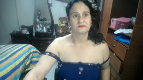Snapshot of jazmin_rios chatting on July 4, 1:39 pm jazmim online show from July 4, 1:39 pm