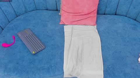 Jasmine  online show from February 6, 6:51 am