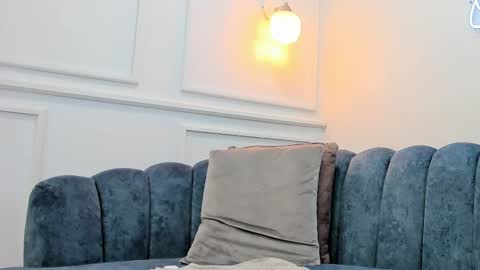 Jasmine  online show from February 17, 6:42 am