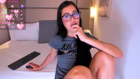 Snapshot of jazminmoree chatting on June 24, 9:03 pm Jazmin online show from June 24, 9:03 pm