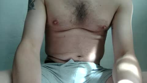 Snapshot of jb8311 chatting on October 5, 9:24 pm jb8311 online show from October 5, 9:24 pm