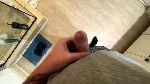 Snapshot of jbigblue chatting on December 28, 12:04 am jbigblue online show from December 28, 12:04 am