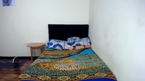 jboy_s online show from January 25, 11:54 pm