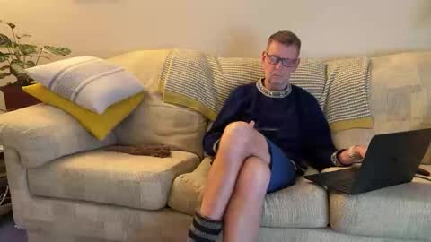 Snapshot of jcar57 chatting on November 29, 3:59 pm Jon online show from November 29, 3:59 pm