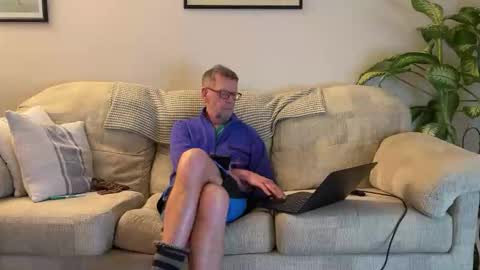 Snapshot of jcar57 chatting on January 11, 4:45 pm Jon online show from January 11, 4:45 pm