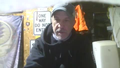 Snapshot of jdgiddy69 chatting on February 11, 12:37 am jdgiddy69 online show from February 11, 12:37 am