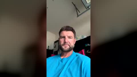 je402121 online show from July 7, 11:42 pm