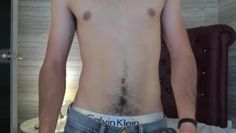 Snapshot of jealous_alfer chatting on February 12, 8:37 pm Alfer online show from February 12, 8:37 pm