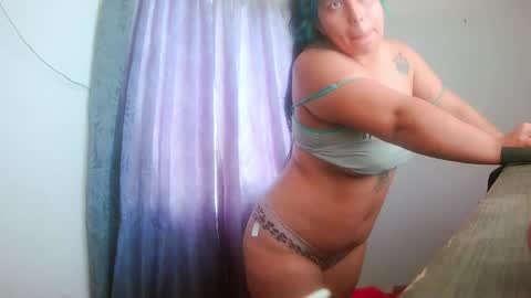 Snapshot of jean1pouk chatting on September 24, 2:42 pm jean1pouk online show from September 24, 2:42 pm