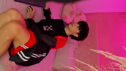 Snapshot of jean_dreams chatting on December 7, 4:47 pm J E A N online show from December 7, 4:47 pm