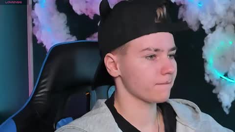 jean_wilsons online show from April 14, 10:54 am