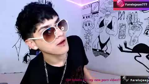 Snapshot of jeanfarelo chatting on July 29, 7:28 am Jean online show from July 29, 7:28 am