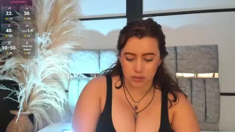 Jeanne Williams online show from April 23, 1:57 pm