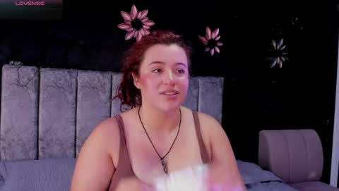Jeanne Williams online show from April 25, 1:41 pm