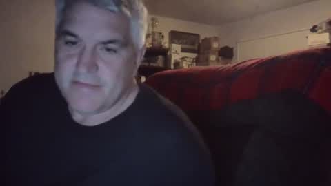 Snapshot of jecko71 chatting on May 4, 3:02 am dadbody71 online show from May 4, 3:02 am