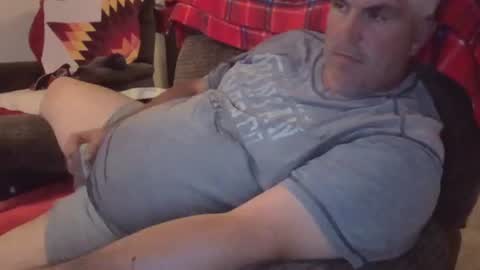 Snapshot of jecko71 chatting on June 14, 3:52 am dadbody71 online show from June 14, 3:52 am