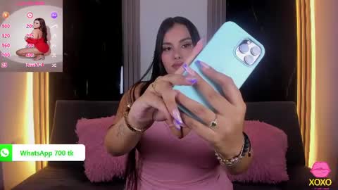 Jeen Taylor online show from June 10, 8:19 pm