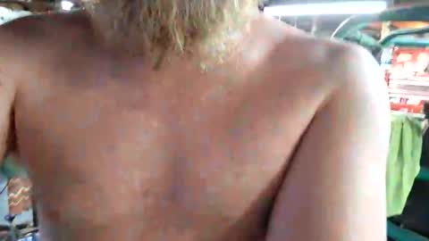 Snapshot of jeepcod87 chatting on June 5, 9:20 pm jeepcod87 online show from June 5, 9:20 pm