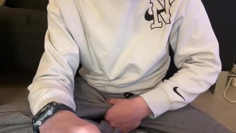 Snapshot of jeezaz chatting on January 13, 2:07 am jeezaz online show from January 13, 2:07 am