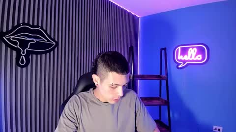 Snapshot of jefer_rick chatting on February 14, 3:33 am Jeff online show from February 14, 3:33 am