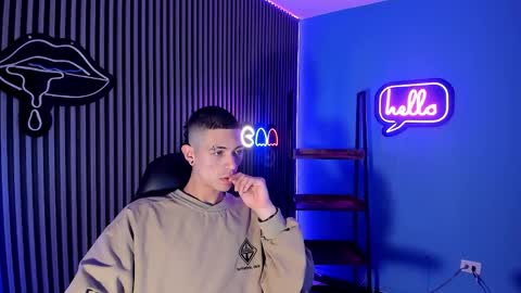 Snapshot of jefer_rick chatting on February 19, 3:06 am Jeff online show from February 19, 3:06 am