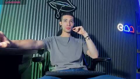 Snapshot of jefer_rick chatting on October 5, 12:47 pm Jeff online show from October 5, 12:47 pm