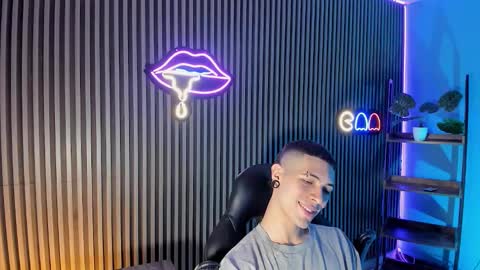 Snapshot of jefer_rick chatting on October 23, 1:32 pm Jeff online show from October 23, 1:32 pm