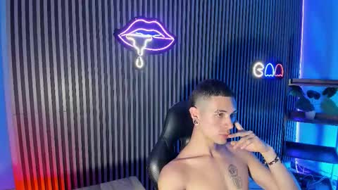 Snapshot of jefer_rick chatting on December 5, 1:09 pm Jeff online show from December 5, 1:09 pm