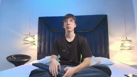 Snapshot of jeffbellfort chatting on May 17, 7:21 pm JeffBellfort online show from May 17, 7:21 pm