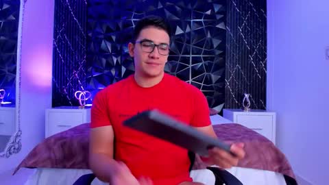 Jeff online show from December 4, 8:17 pm