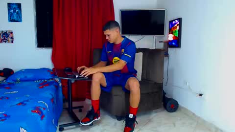 jeffer21_hot online show from May 9, 6:40 am