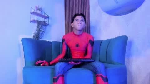 Snapshot of jeffry_wolvess chatting on February 8, 12:08 pm Jeffry online show from February 8, 12:08 pm