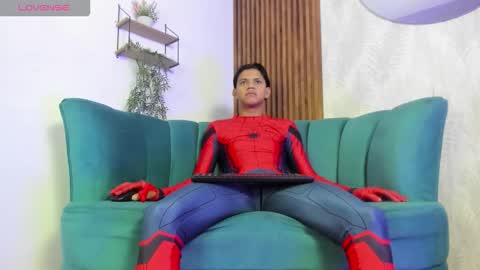 Snapshot of jeffry_wolvess chatting on February 18, 11:50 am Jeffry online show from February 18, 11:50 am