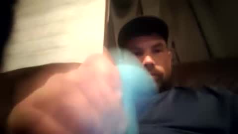 Snapshot of jefrojethro chatting on December 21, 7:15 am jefrojethro online show from December 21, 7:15 am