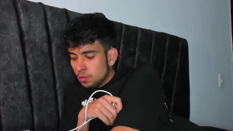 jei online show from October 22, 11:43 am