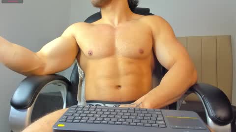 jeicob gagnon online show from April 18, 7:56 am