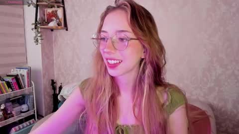 Snapshot of jelly_w5 chatting on March 14, 1:01 am Jelly online show from March 14, 1:01 am