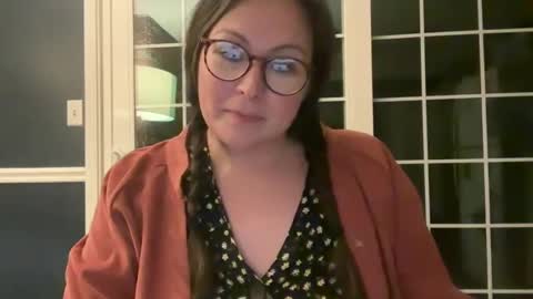 Snapshot of jellybeanin chatting on January 6, 5:41 am Jelli online show from January 6, 5:41 am