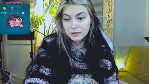 Snapshot of jelyaa chatting on December 16, 2:16 pm Jelya online show from December 16, 2:16 pm