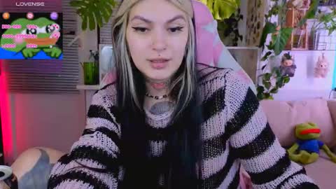 Snapshot of jelyaa chatting on September 25, 4:21 pm Jelya online show from September 25, 4:21 pm