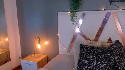 Snapshot of jenacooper__ chatting on April 22, 2:58 am Jena online show from April 22, 2:58 am