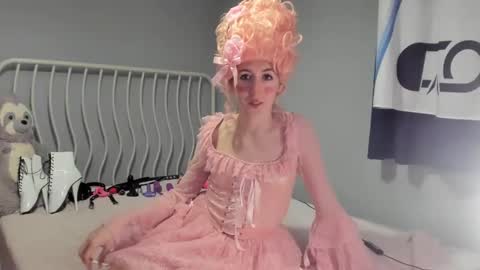 Snapshot of jenbydoll chatting on March 4, 5:56 pm JenbyDoll online show from March 4, 5:56 pm