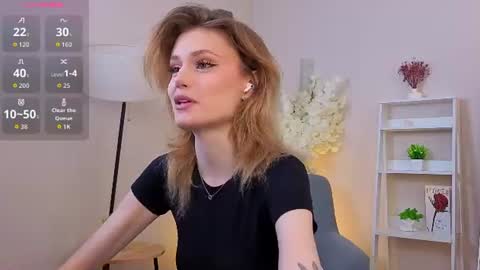 Snapshot of jenifercloudy chatting on June 20, 11:57 am jenifercloudy online show from June 20, 11:57 am