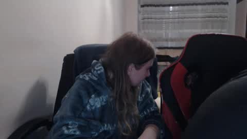 JenisAndPeter online show from December 5, 5:09 pm